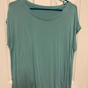 LOFT Green Sleeveless Muscle Tee Relaxed Fit